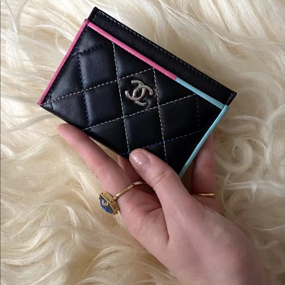 CHANEL Handbags - Chanel 2019 Cruise Multicolor Quilted Card Holder Wallet